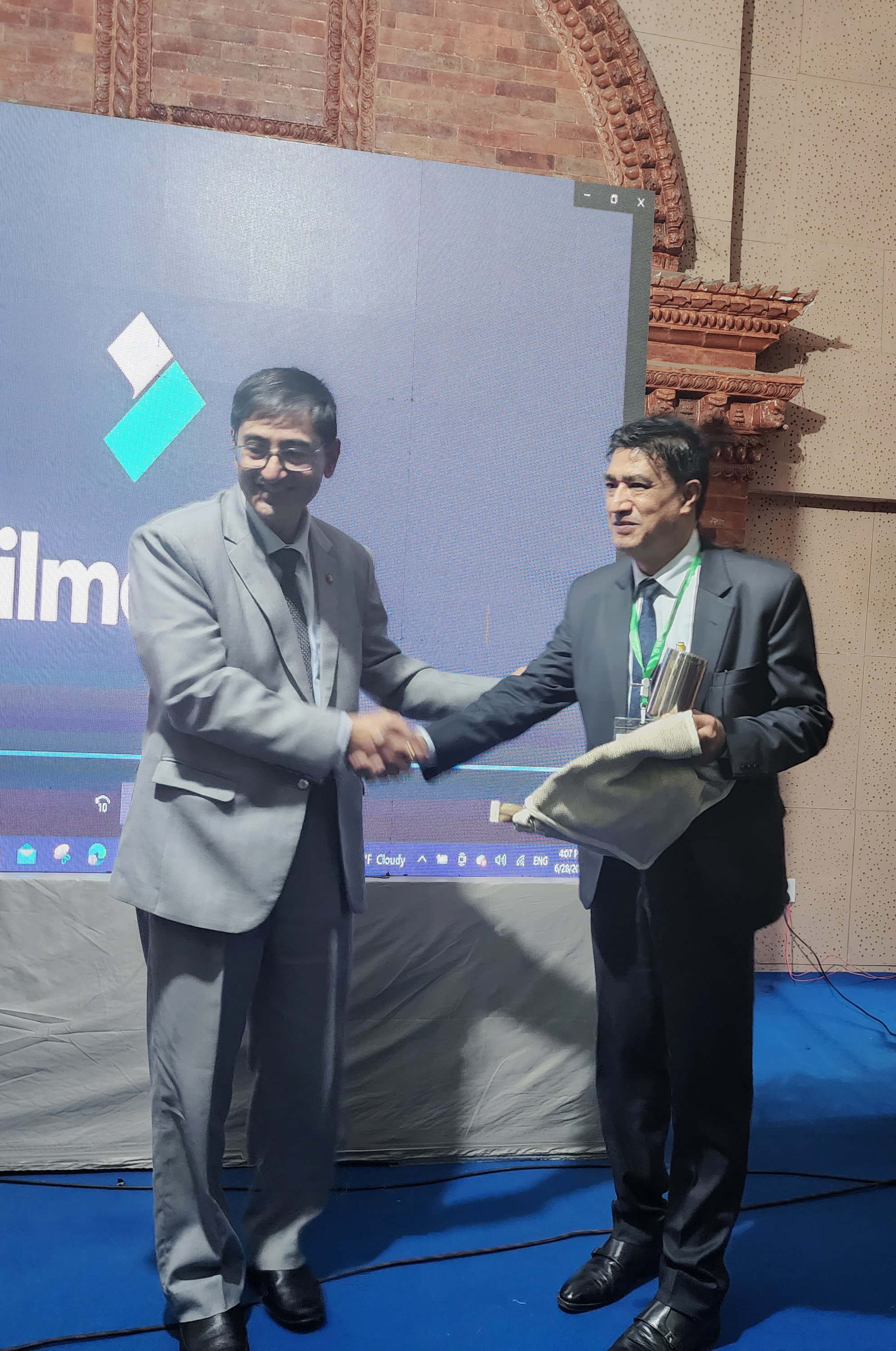 As the Guest Lecturer in National Academy of Science and Technology